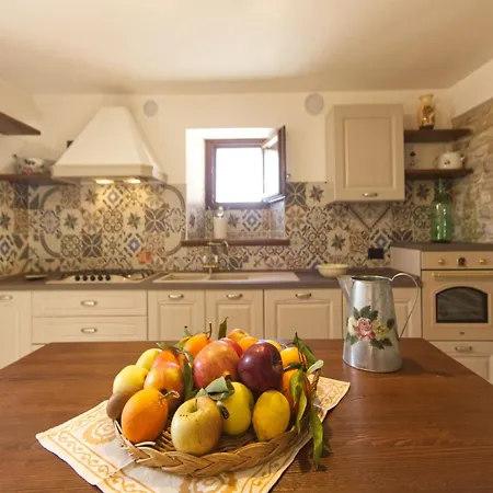 Escape With Pool & Wifi Carpegna