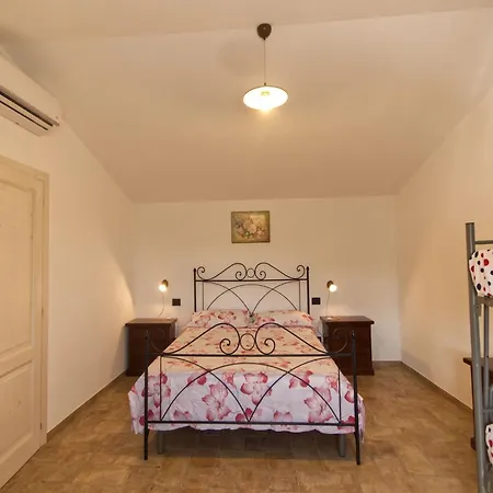 Escape With Pool & Wifi Tatil Evi Carpegna