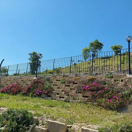 Escape With Pool & Wifi בית נופש קרפנה